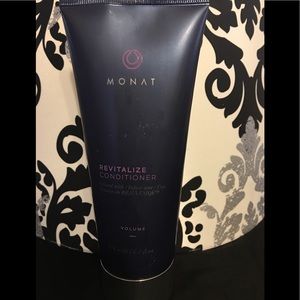 New Monat Revitalize Conditioner